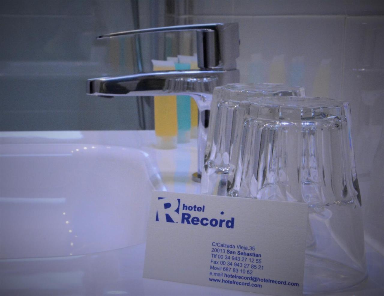 Hotel Record سان سيباستيان المظهر الخارجي الصورة